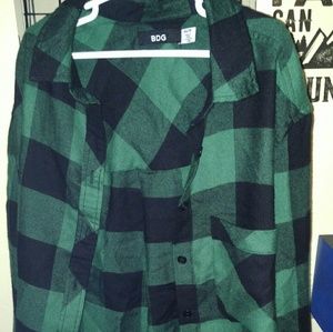 Bdg flannel size small